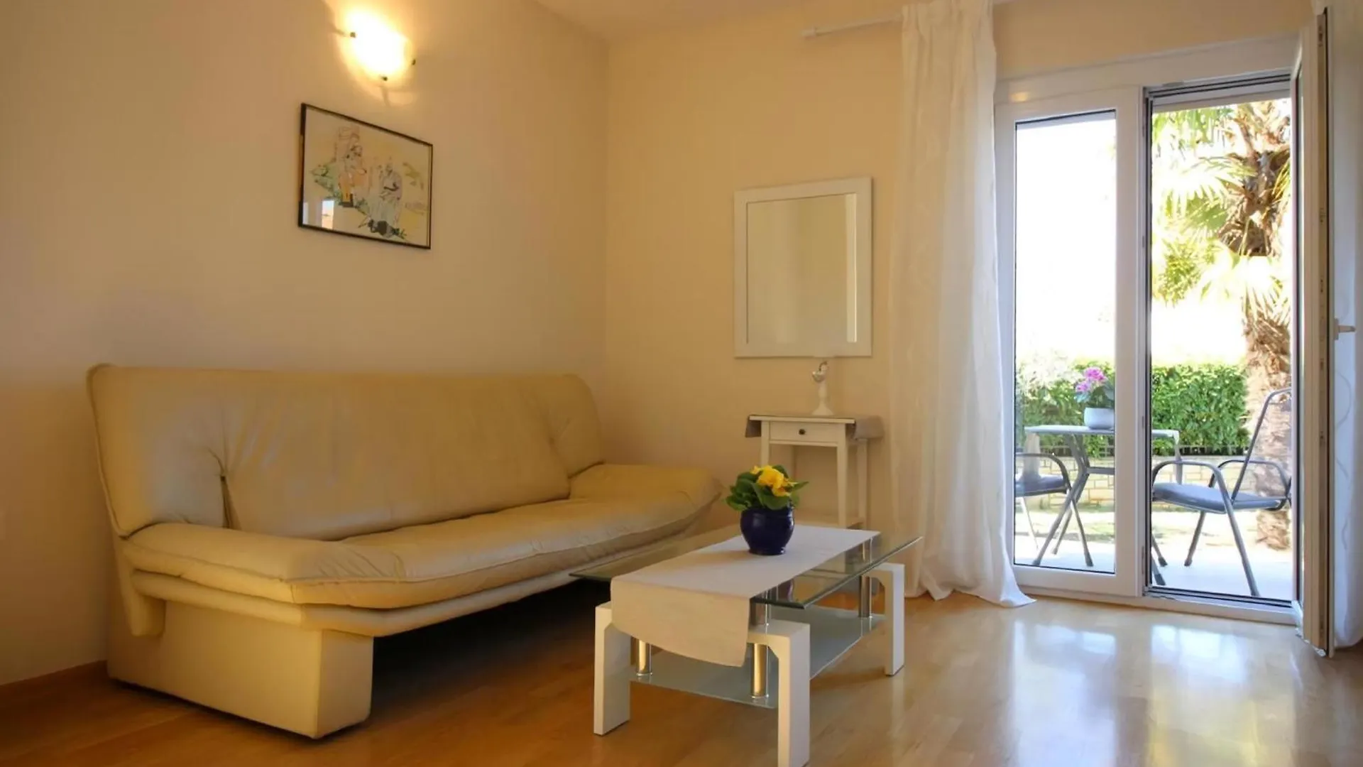 Ferienwohnung Paradiso 1 Mit Pool Porec 0*,  Croatia