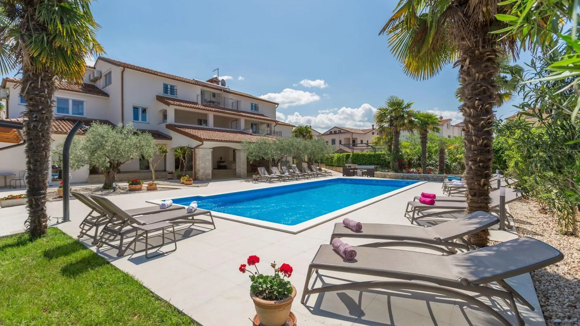 Apartment Ferienwohnung Paradiso 1 Mit Pool Porec Croatia